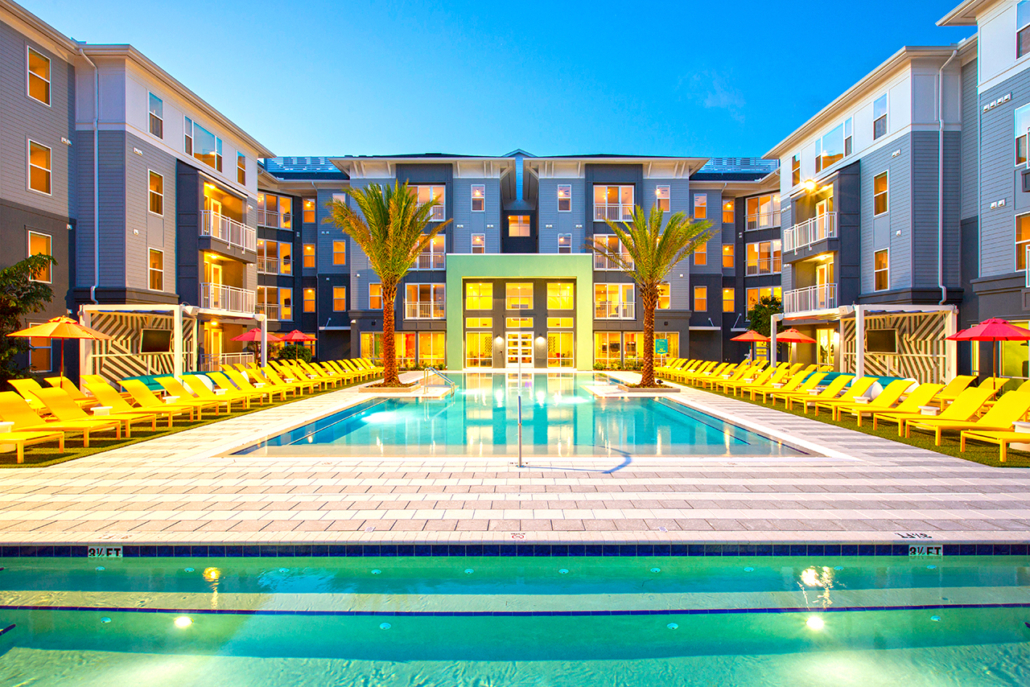 Hub Orlando Mark Portrait Construction